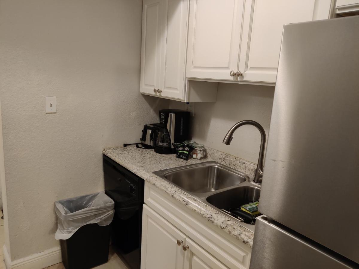 Centauri Vacation Rentals Beautiful 2-Bedroom Condo, Near All Orlando Attractions, Free Parking & Wi-Fi, King Bed, #1 Exteriér fotografie